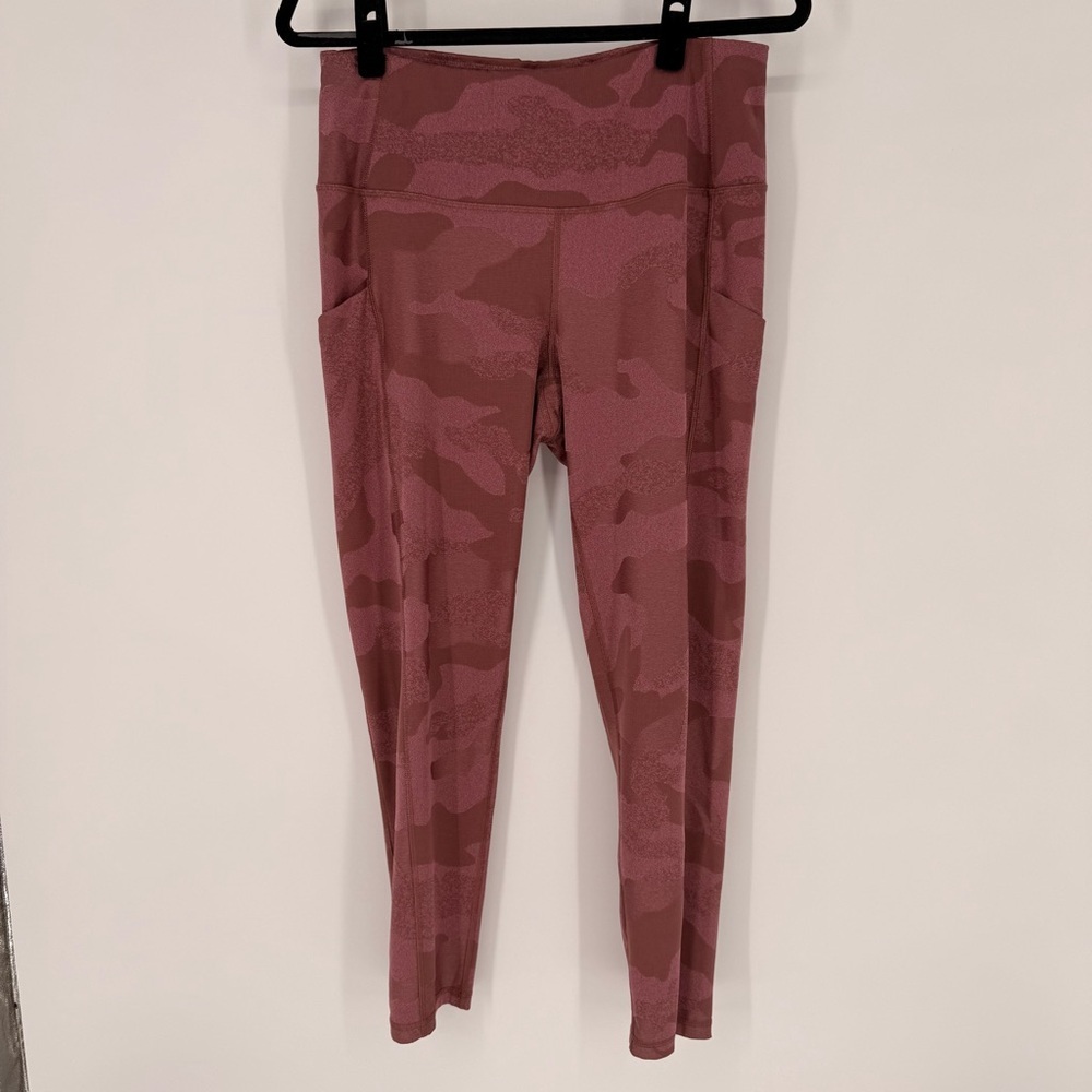 The North Face Dusty Pink Camo Leggings with Pockets Size XL